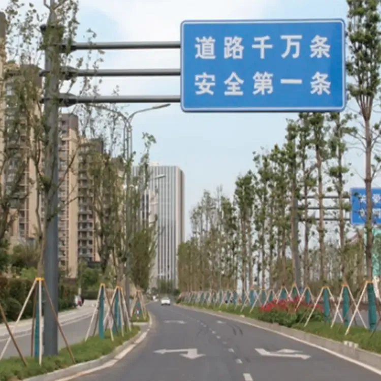 traffic pole with lcd led screen (3)